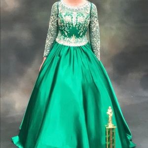 Girl size 8 long sleeve pageant dress